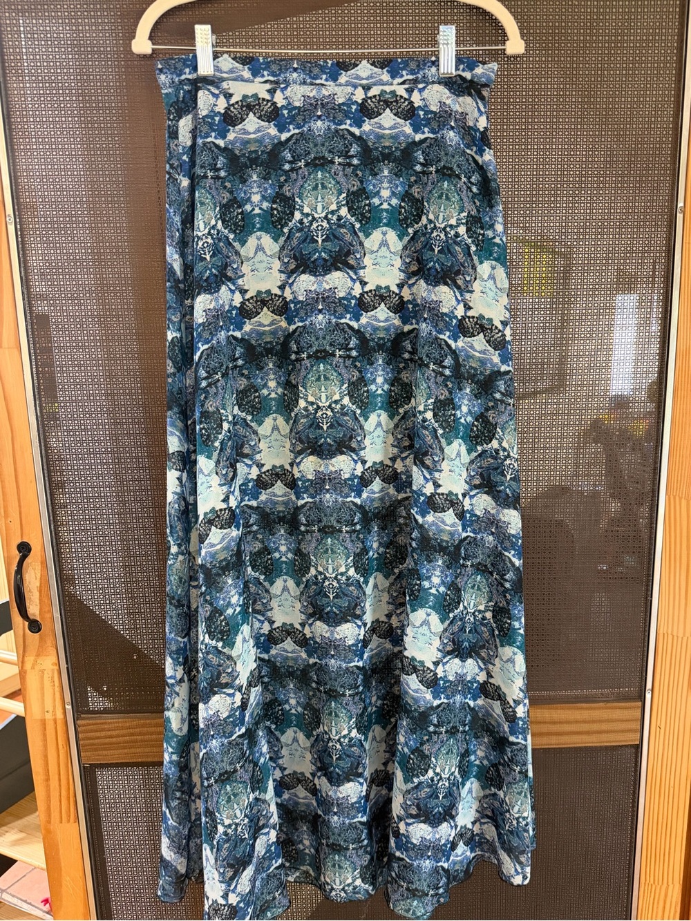 Charlotte Russe Blue & Teal Patterned Women's Maxi Skirt